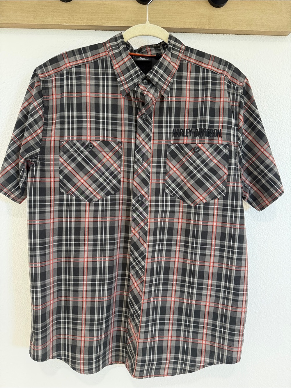 Harley-Davidson Black Gray and Red Plaid Short-Sleeve Button-Down Shirt